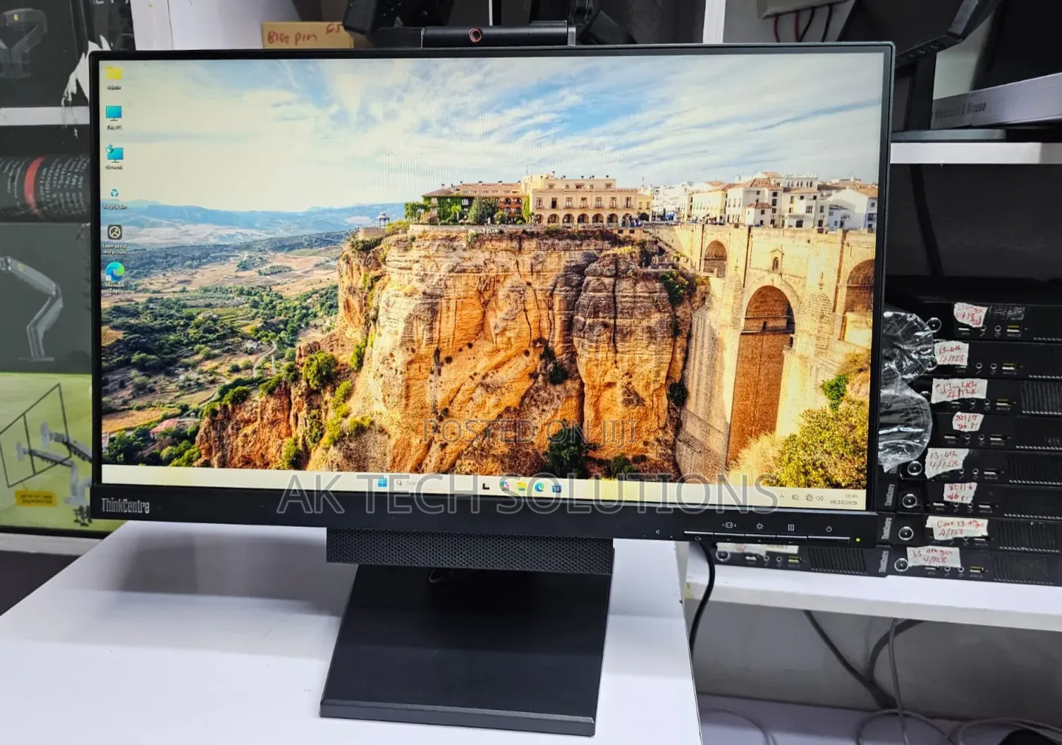 Desktop Computer Lenovo ThinkCentre M93p 4GB Intel Core i3 SSD 128GB