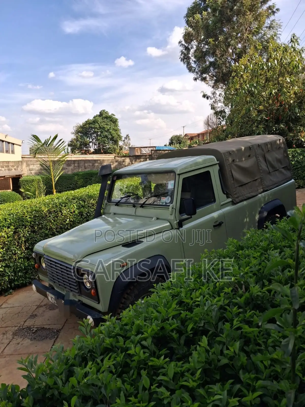 Land Rover Defender 2013 Green