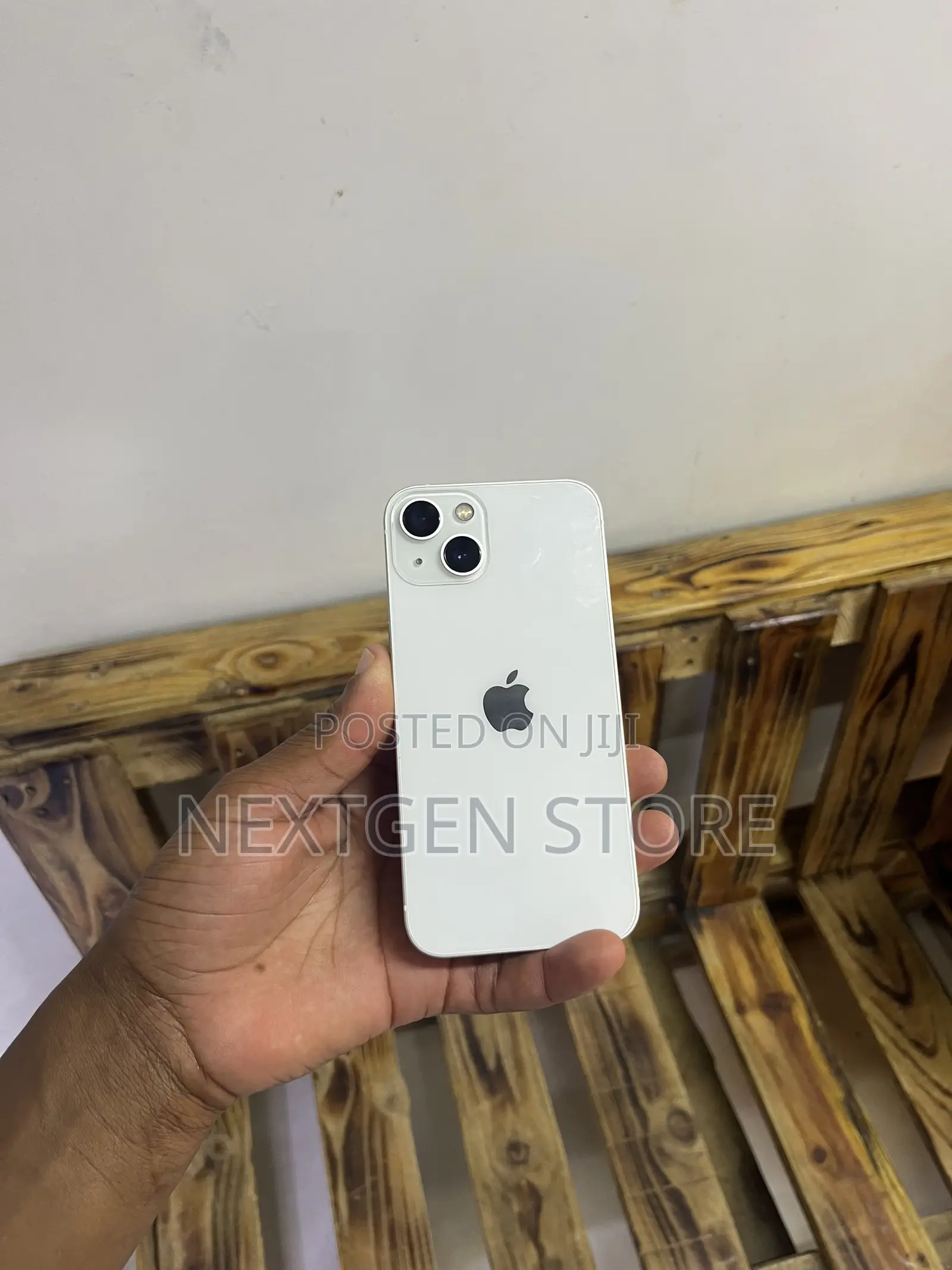 Apple iPhone 13 128 GB White