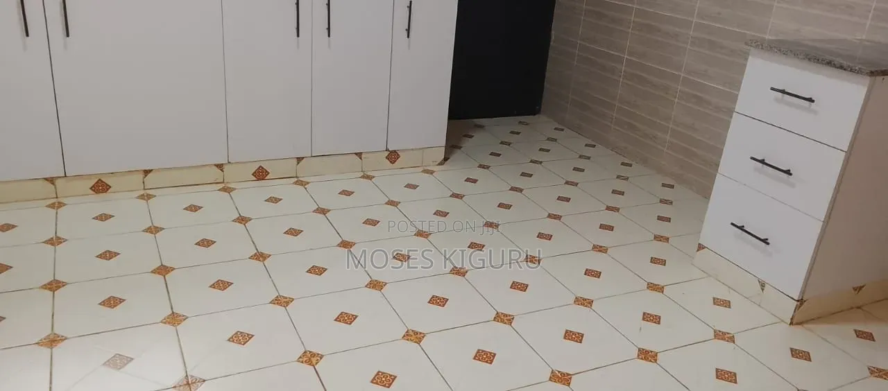 3bdrm Bungalow in Tola, Ngoingwa Estate for sale