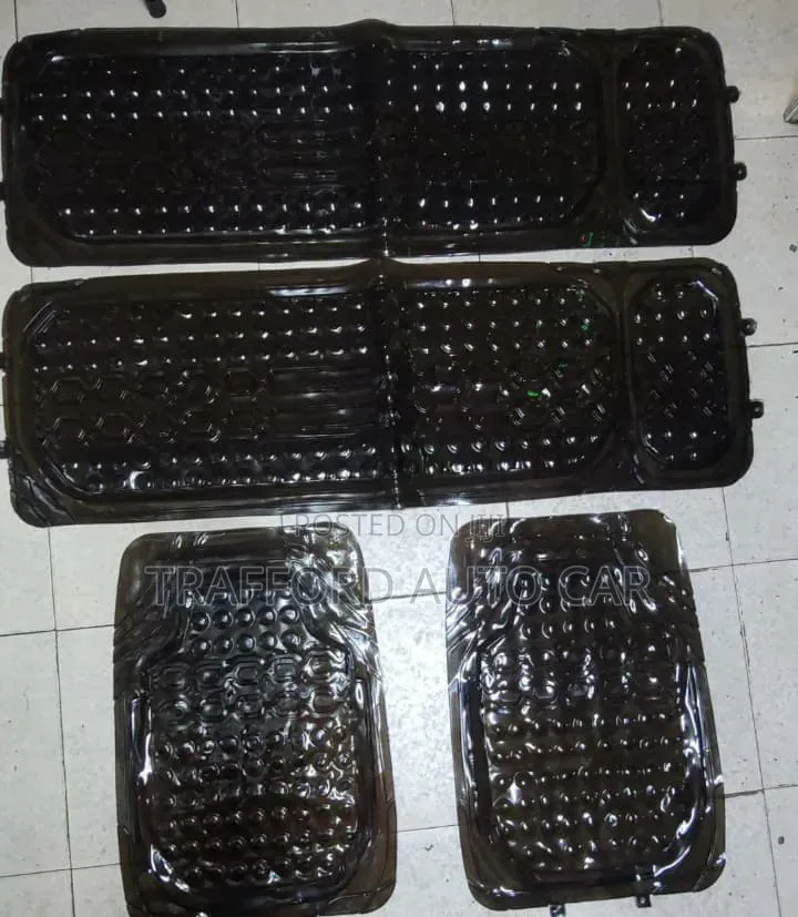 7 Seater Clear Black Matts