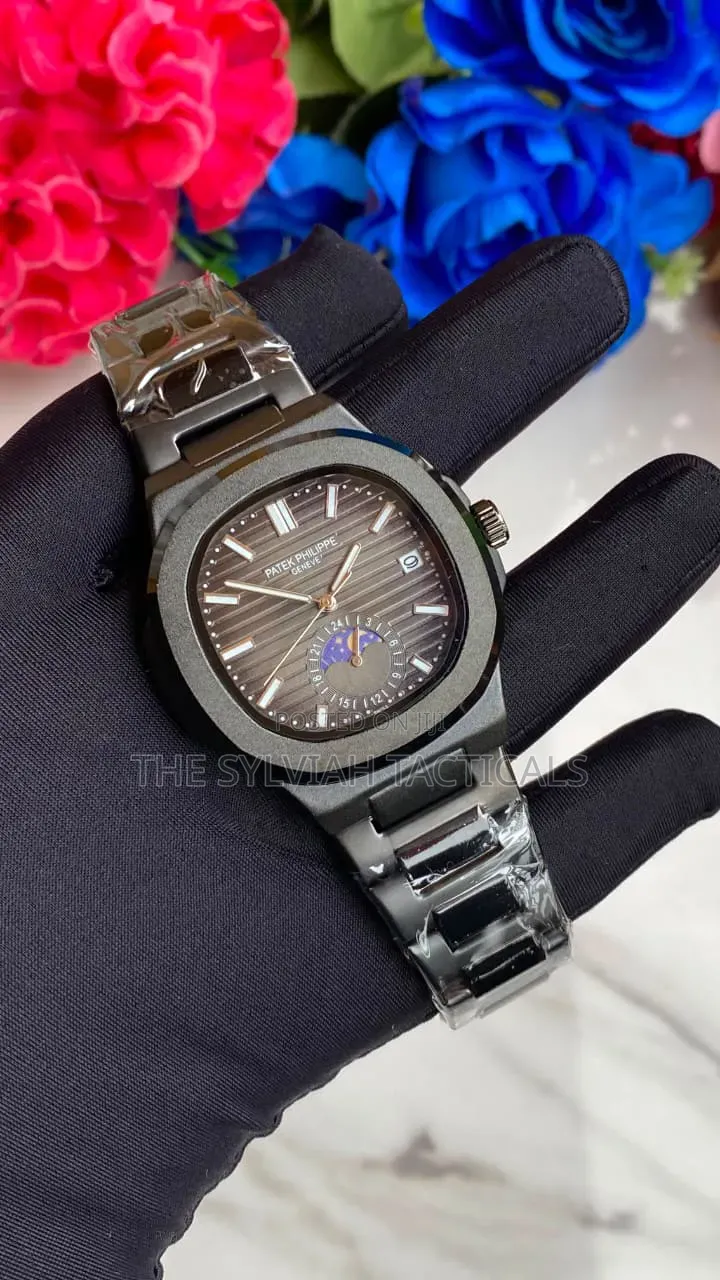 restocked
PATEK PHILIPPEP GENTS Water Resistant
Moon Phase