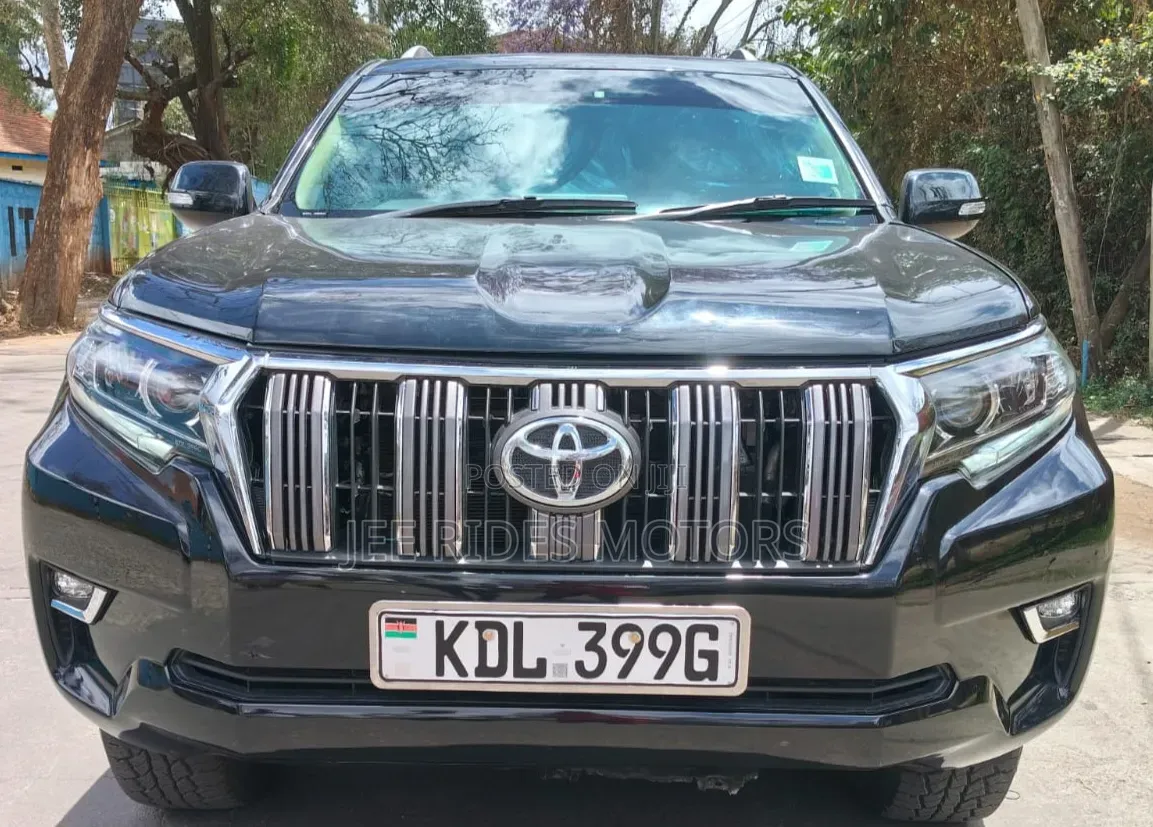 Toyota Land Cruiser Prado 2017 Gold