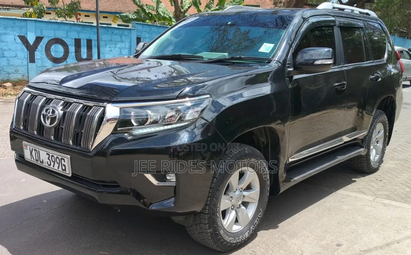 Toyota Land Cruiser Prado 2017 Gold