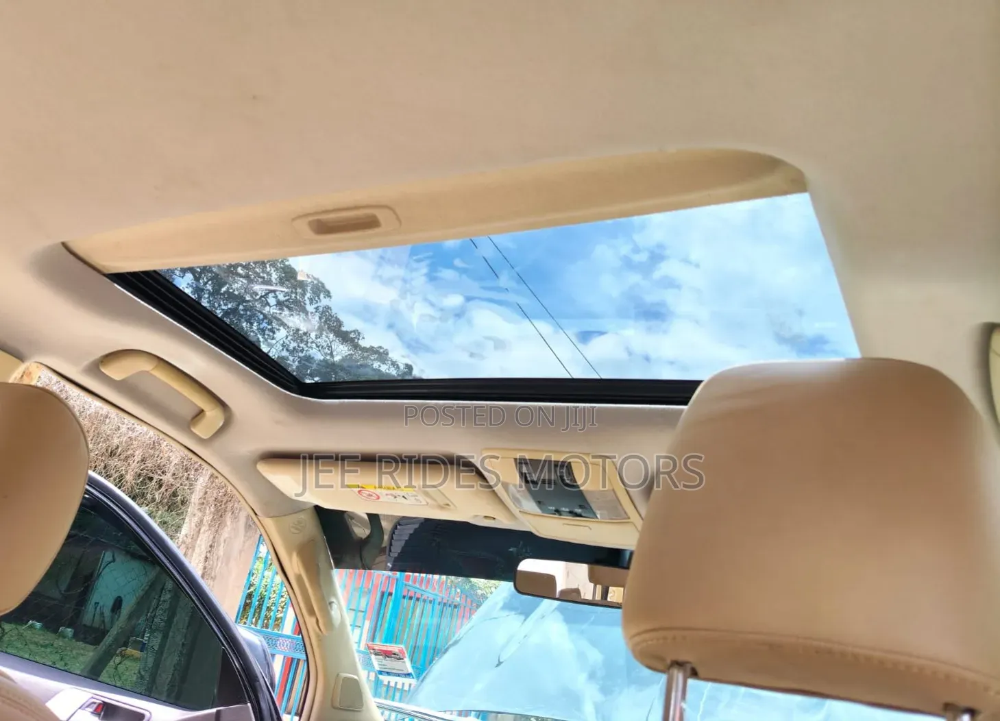 Toyota Land Cruiser Prado 2017 Gold