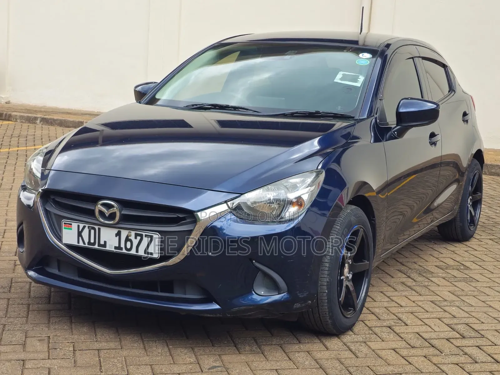 Mazda Demio 2016 Blue