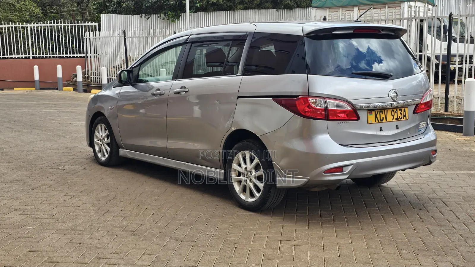 Nissan Lafesta 2011 Gray