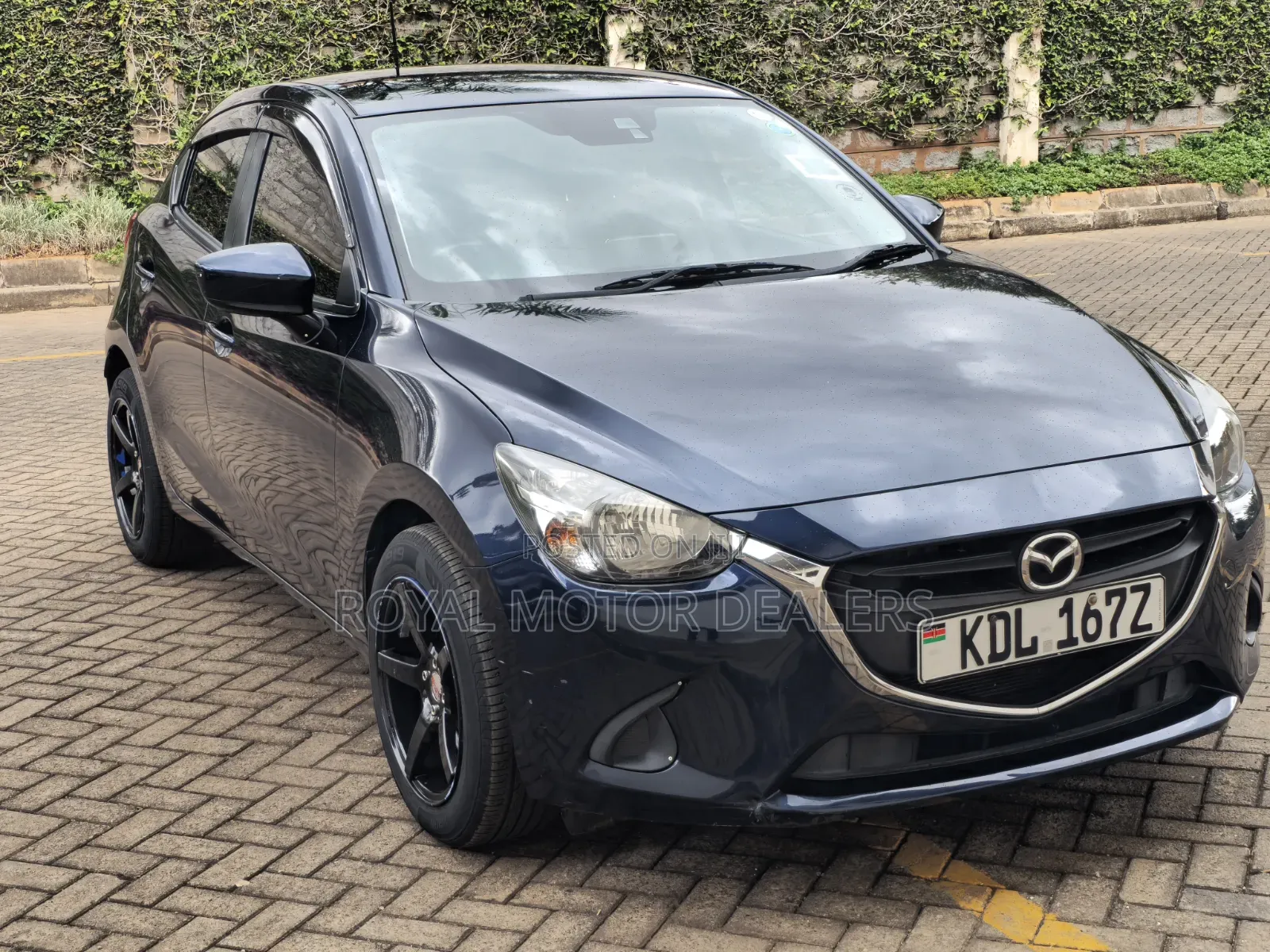 Mazda Demio 2016 Blue