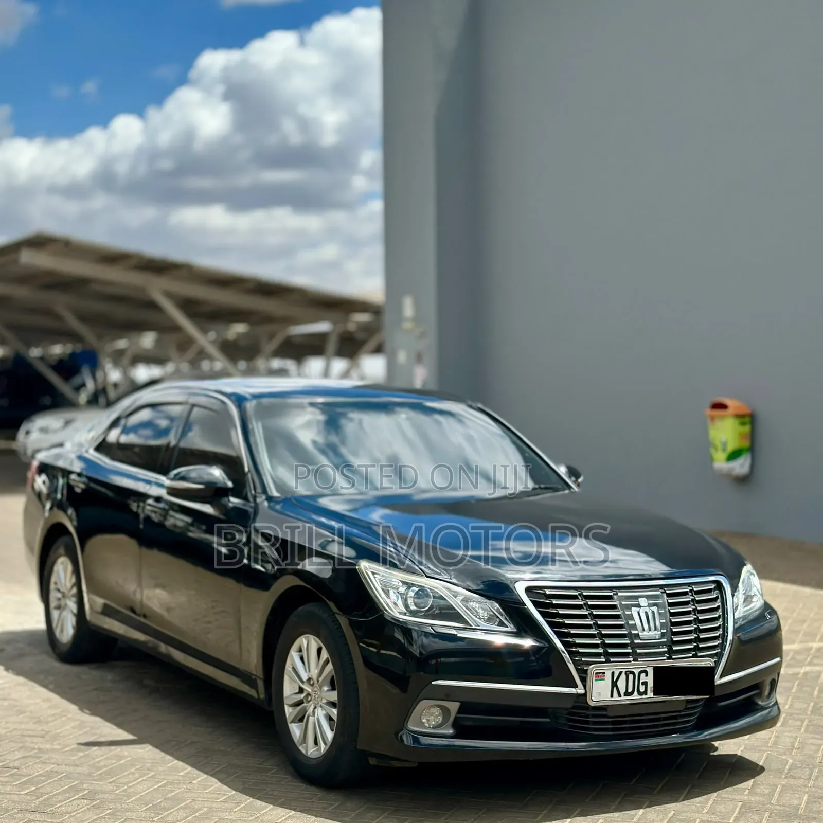 Toyota Crown 2014 Black