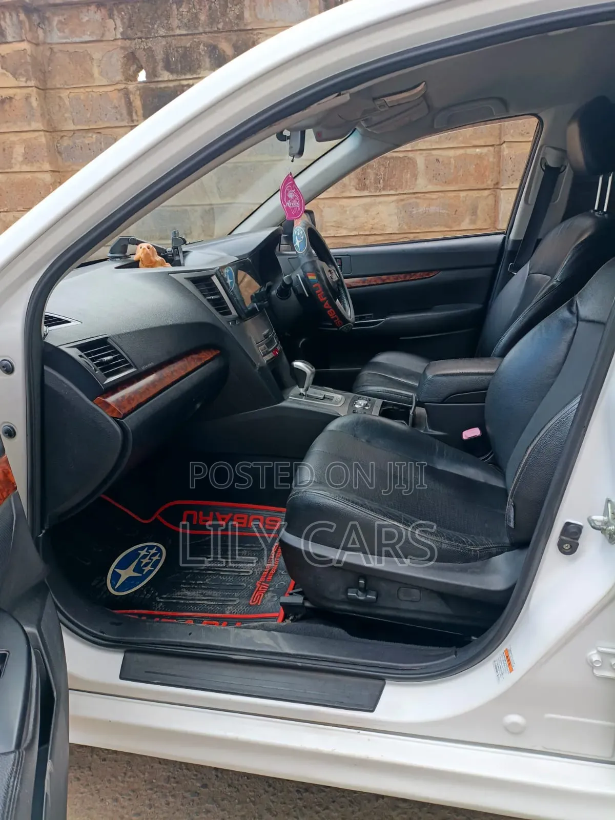 Subaru Legacy 2010 White