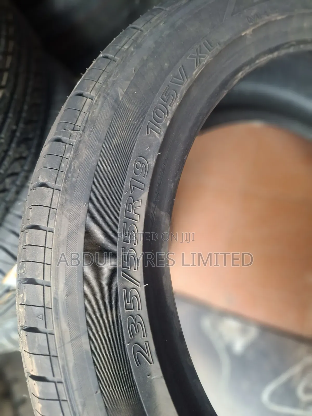235/55r19 Centara Tire