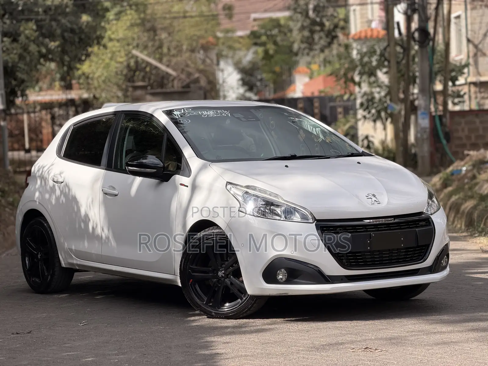 Peugeot 208 2019 White