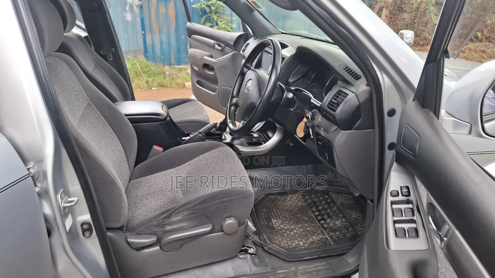 Toyota Land Cruiser Prado 3.4 5dr 2006 Silver