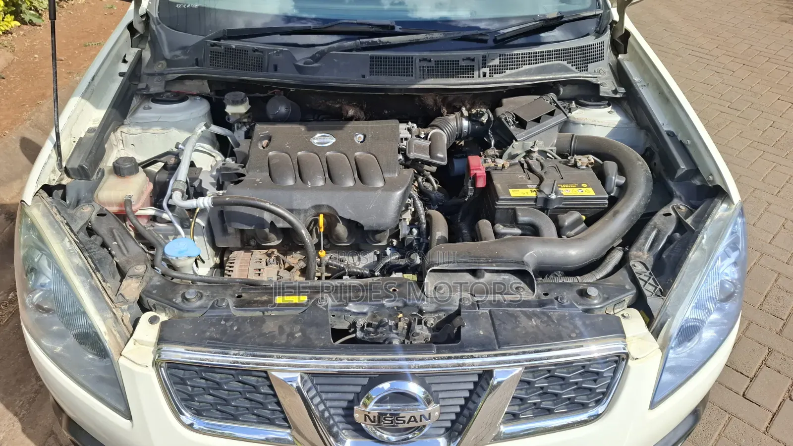 Nissan Dualis 2011 White