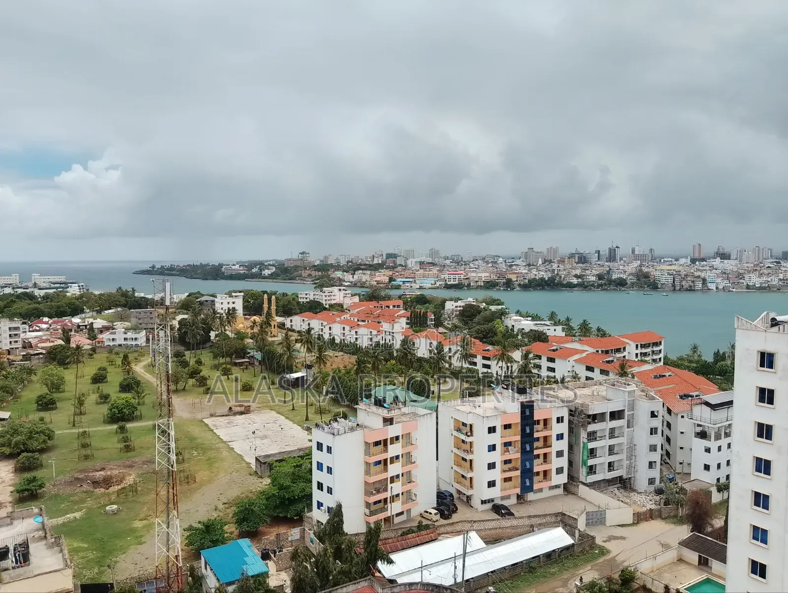 4bdrm Apartment in Nyali Cinemax for rent