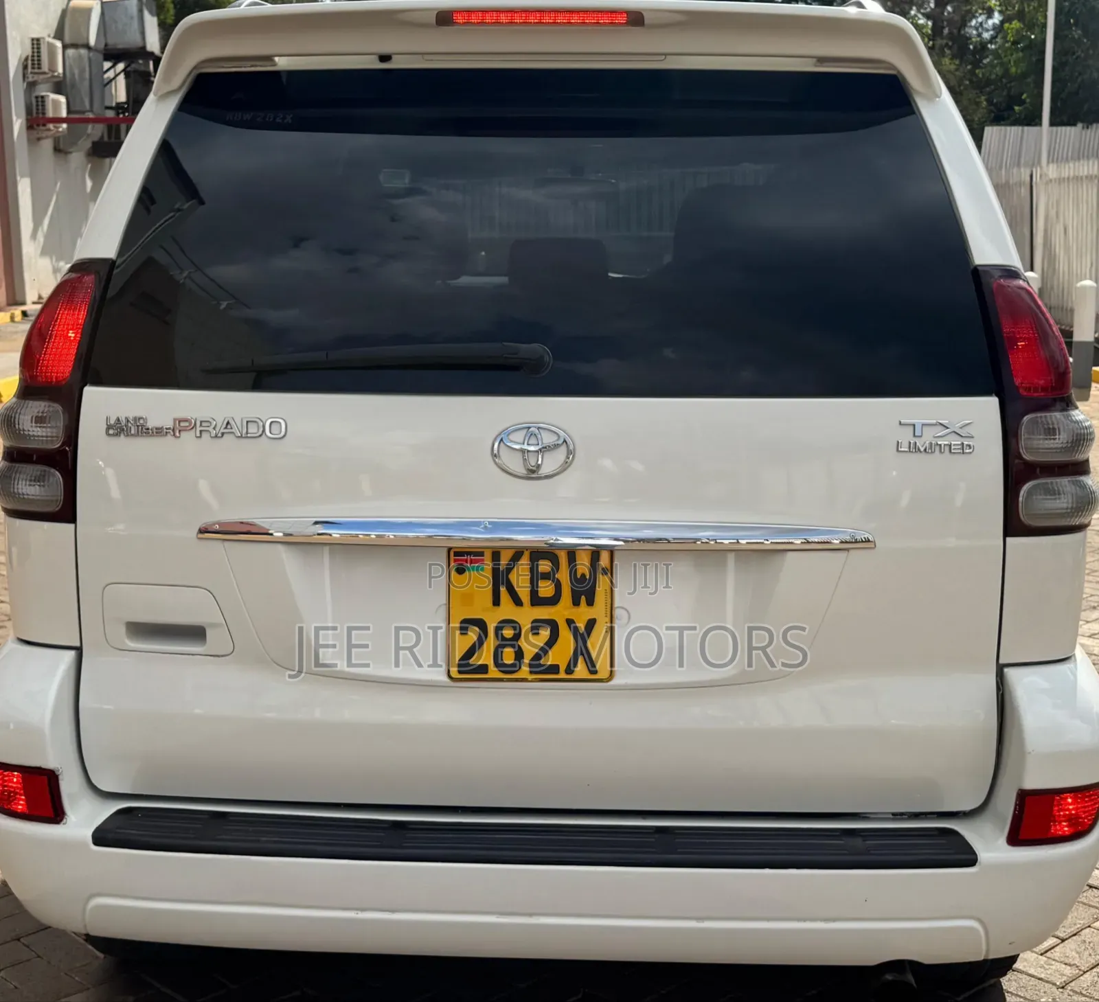 Toyota Land Cruiser Prado 2006 Off white