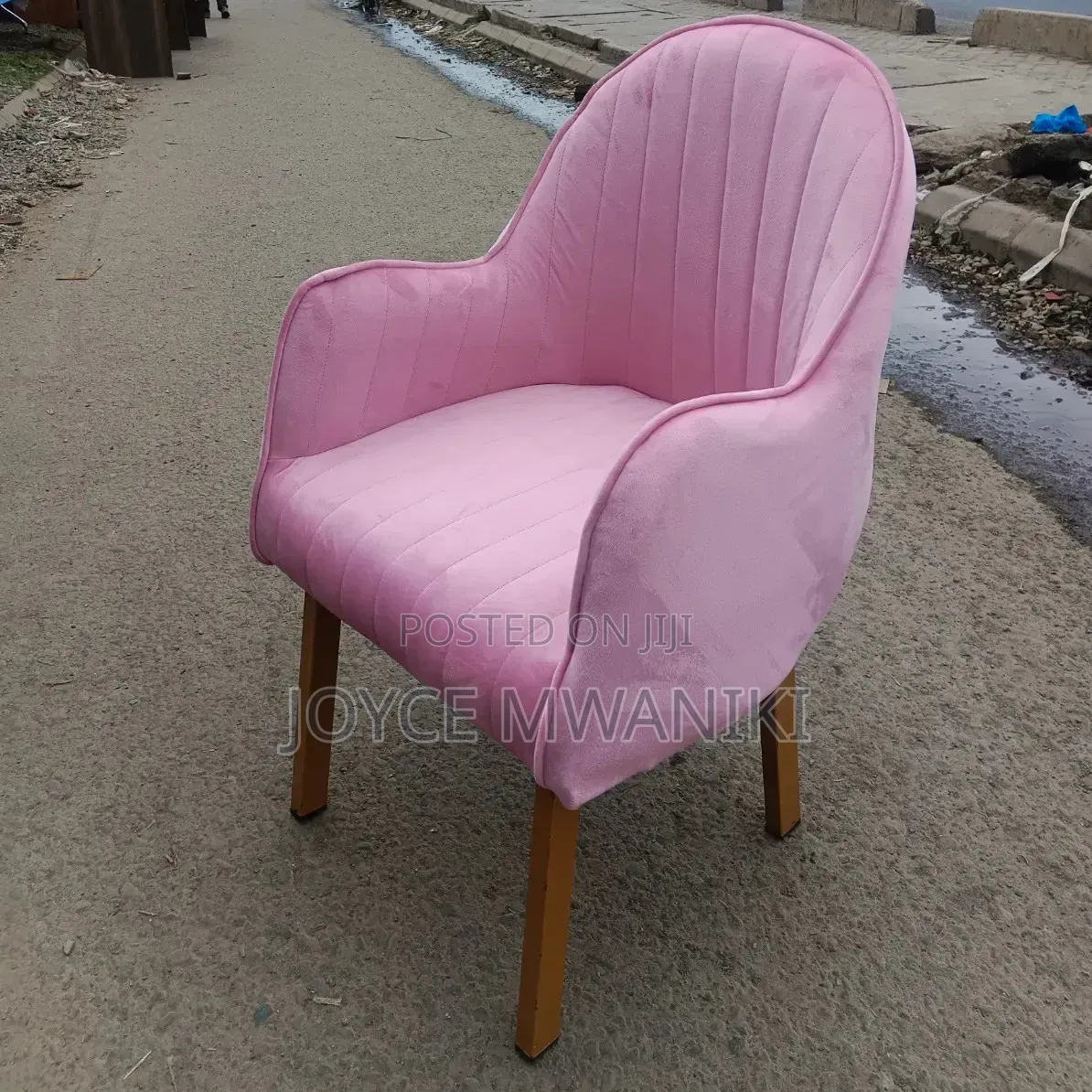 Classy Modern Manicure Seat or Salon Seat, Pink
