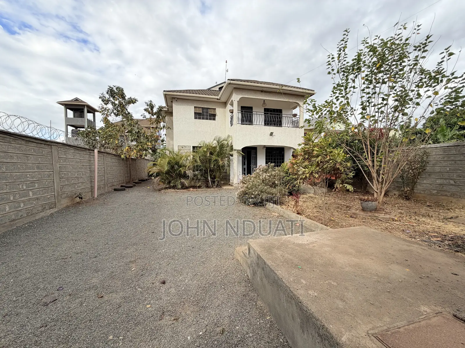4bdrm Mansion in Kamakis Karuguru for rent