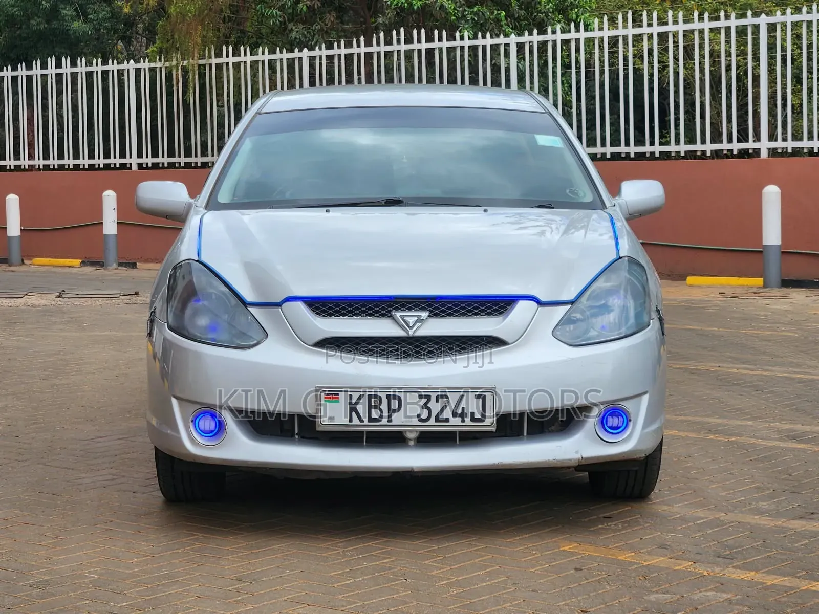 Toyota Caldina 2005 Silver