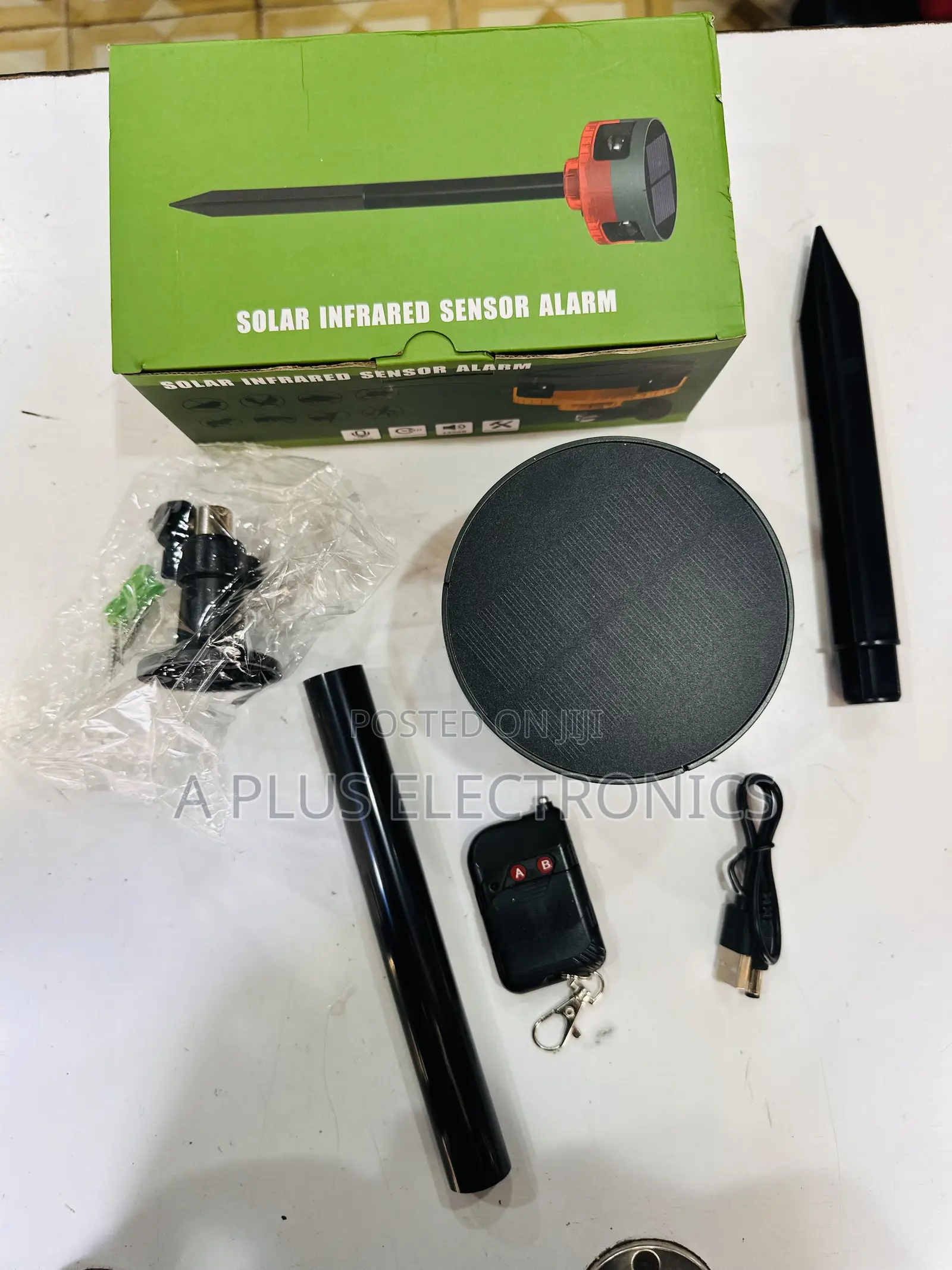 Solar Alarm Garden/Gate/Wall Outdoor Motion Alarm