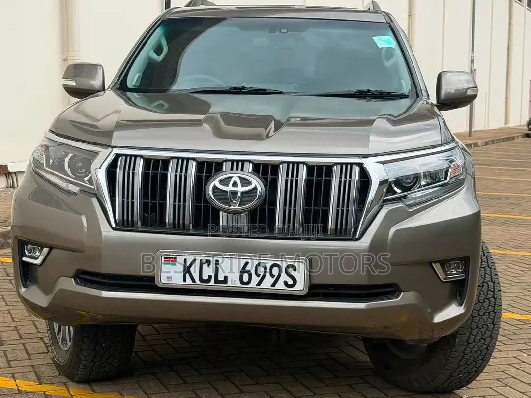 Toyota Land Cruiser Prado 3.0 TD 2011 Gray