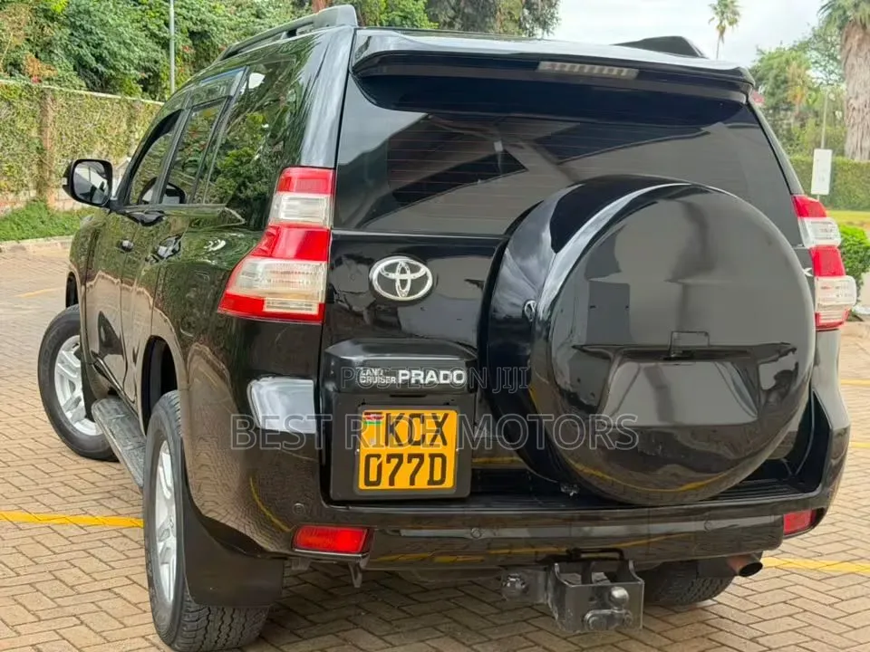 Toyota Land Cruiser Prado 3.0 TD 2013