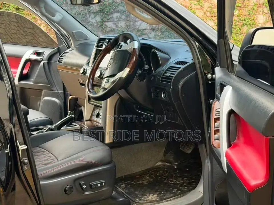 Toyota Land Cruiser Prado 3.0 TD 2013