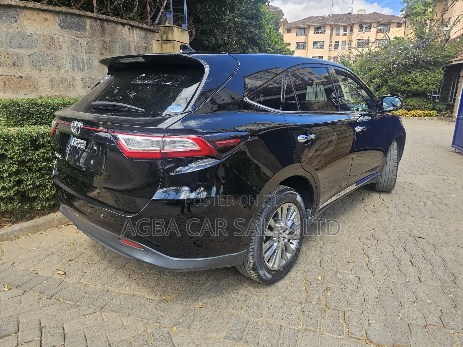 Toyota Harrier 2019
