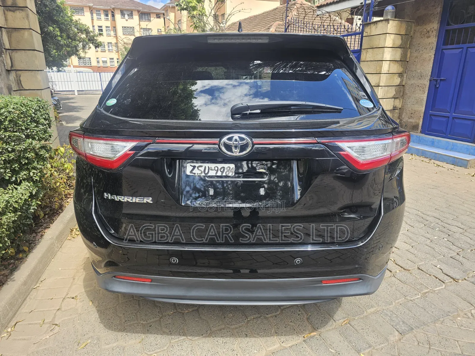 Toyota Harrier 2019