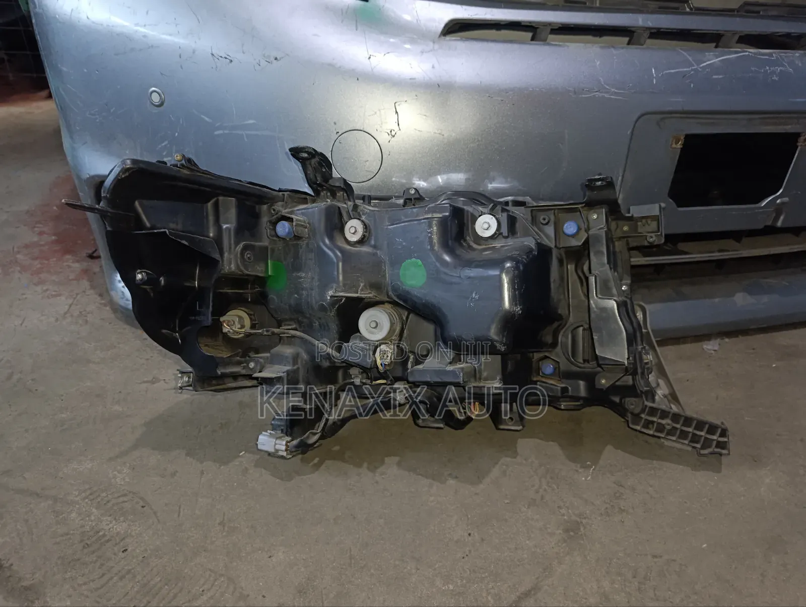 Land Cruiser Prado Headlight