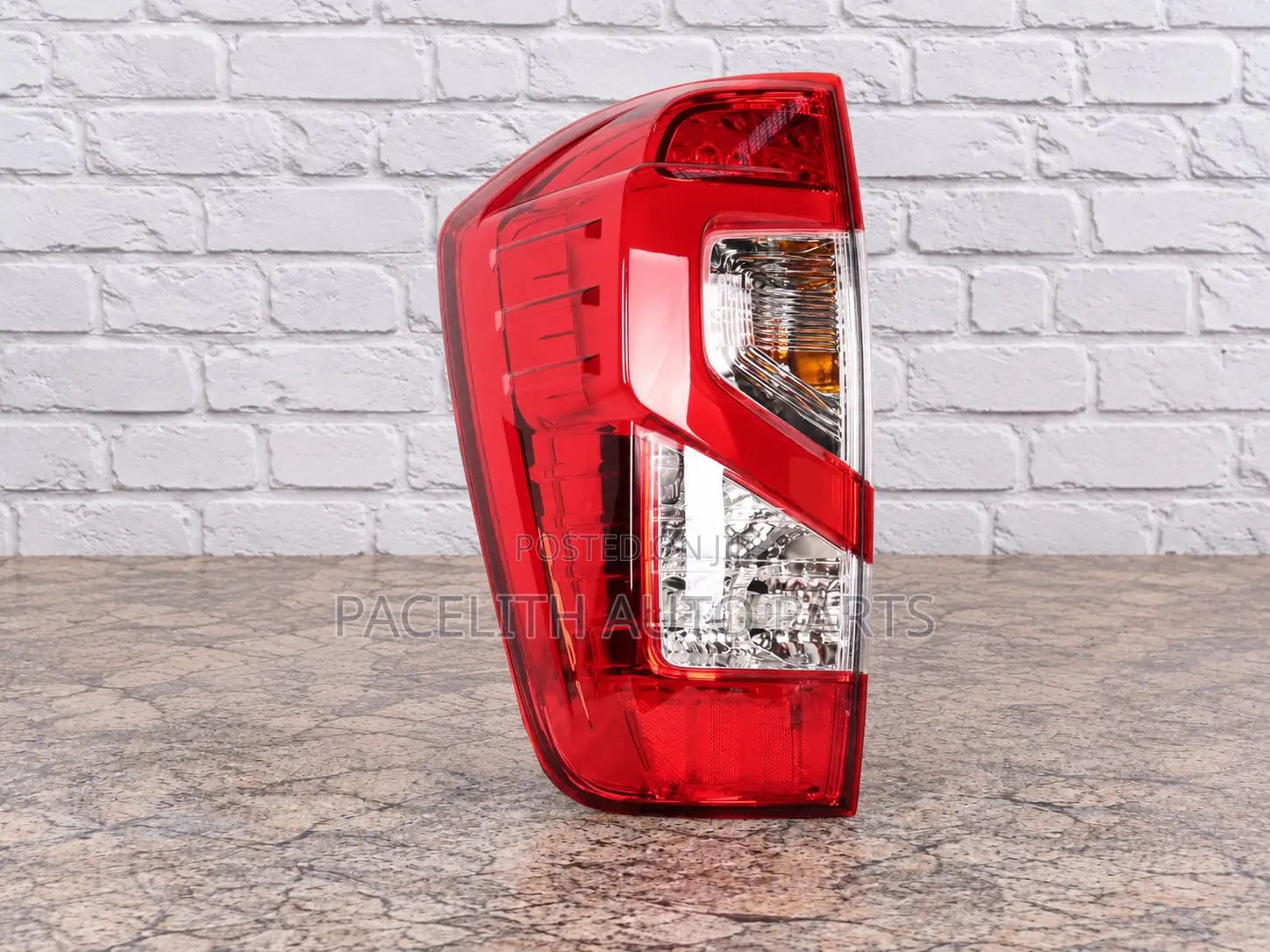 Tail Lamp / Light Nissan Navara NP300 With LED 2021