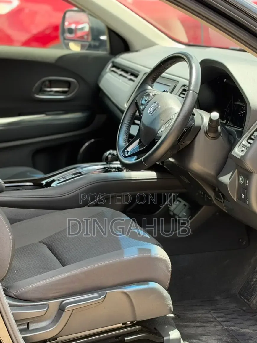 Honda Vezel 1.5 Hybrid 2WD 2019 Matt Black