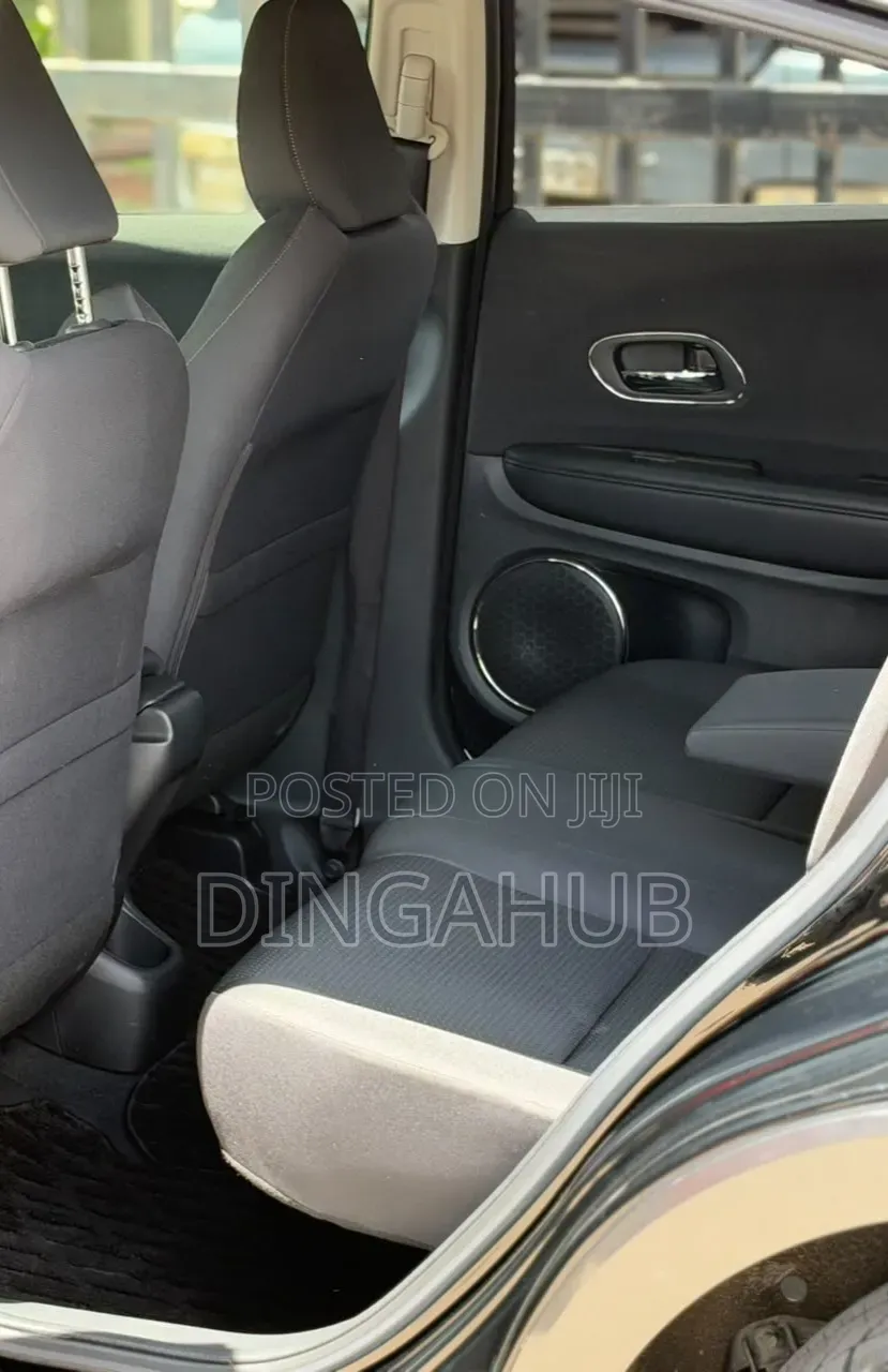 Honda Vezel 1.5 Hybrid 2WD 2019 Matt Black