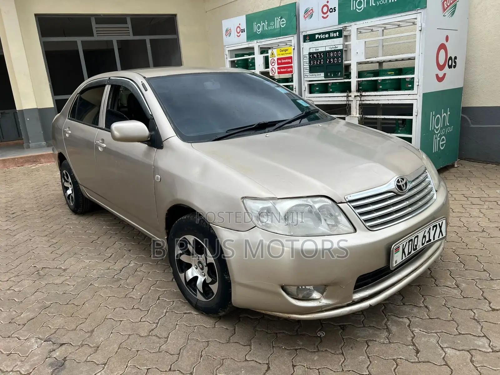 Toyota Corolla 2005 Ivory