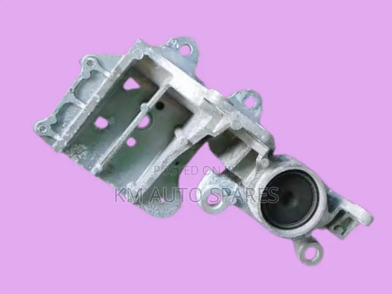 Nissan X-Trail Gearbox Mount.