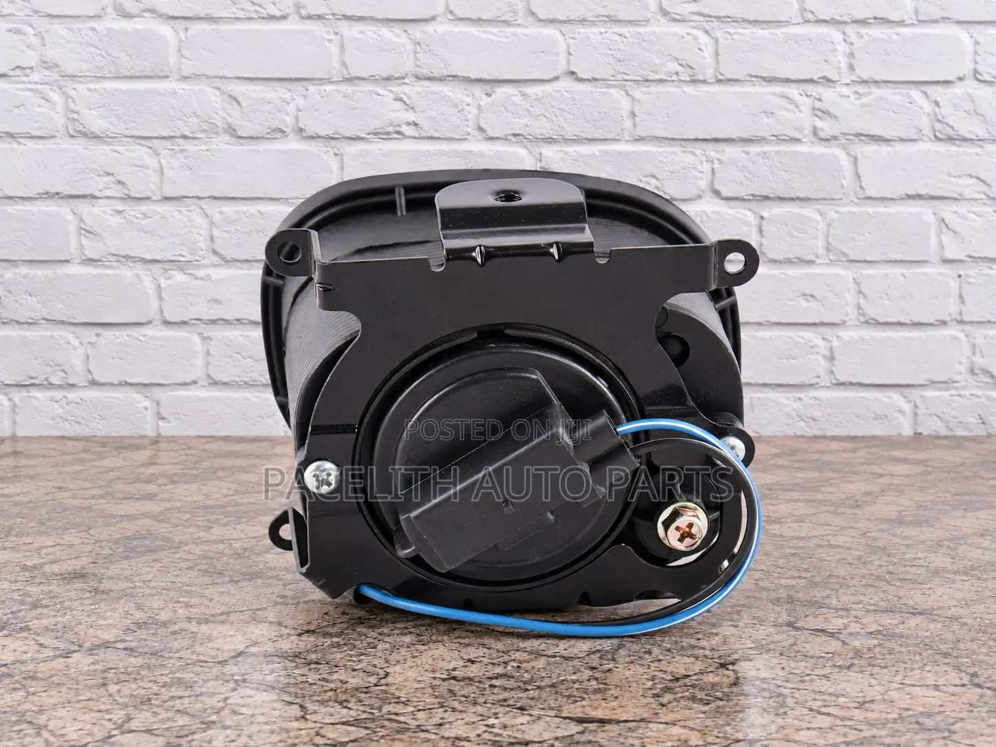 Fog Lamp / Light Unit Nissan Xtrail T30 Oval Yellow Lens Per PC