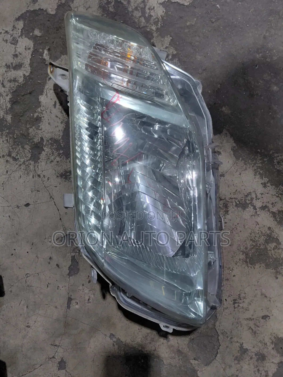 Toyota Fielder 141 Non Xenon