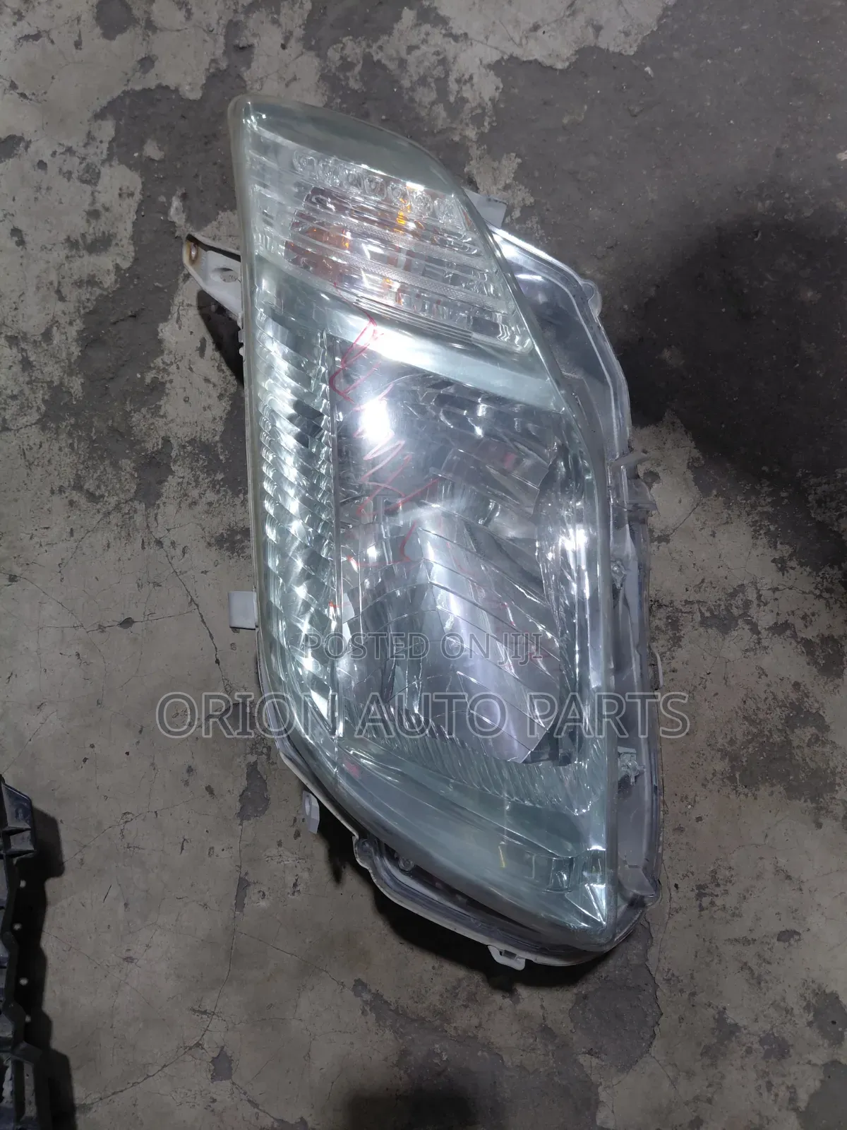 Toyota Fielder 141 Non Xenon