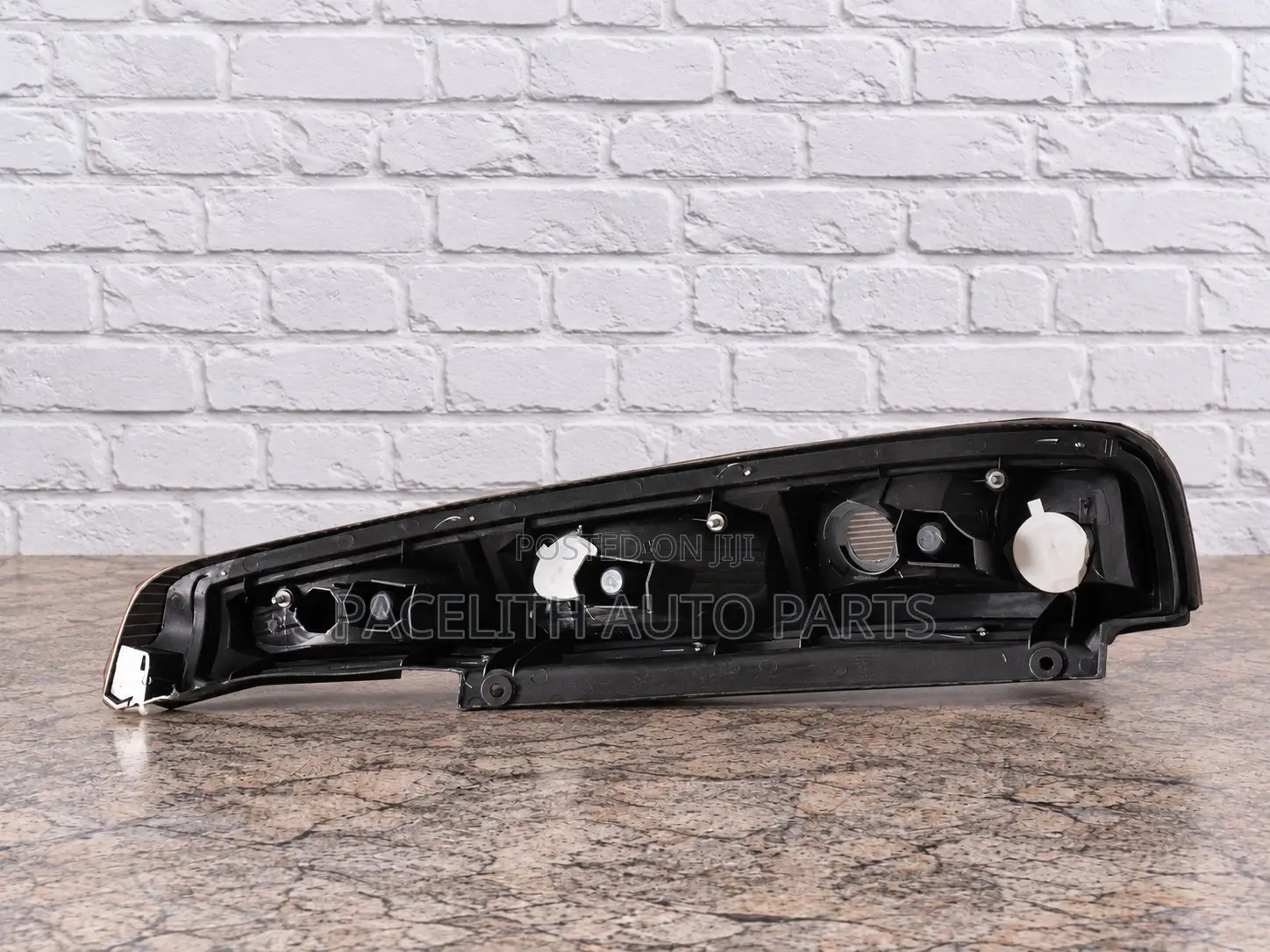 Depo Tail Lamp / Light Nissan Xtrail 2001/2002/2003/2004/2005/2006
