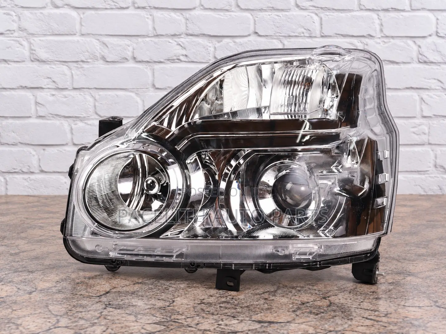 Depo Head Lamp / Light Nissan Xtrail T31 2007/2008/2009/2010 Xenon