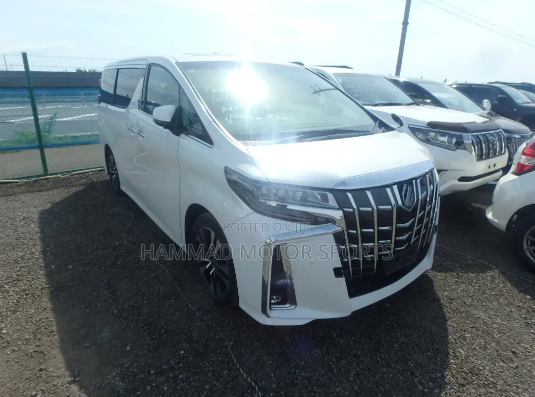 Toyota Alphard 2.5 Petrol FWD 2019 White