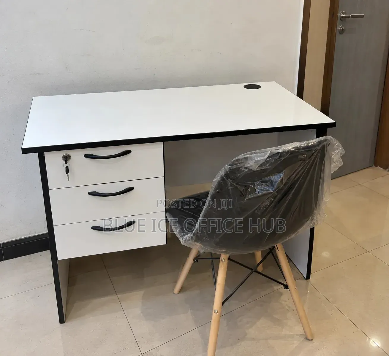 White Office Desk With 3 Drawers and Chair – Computer Table