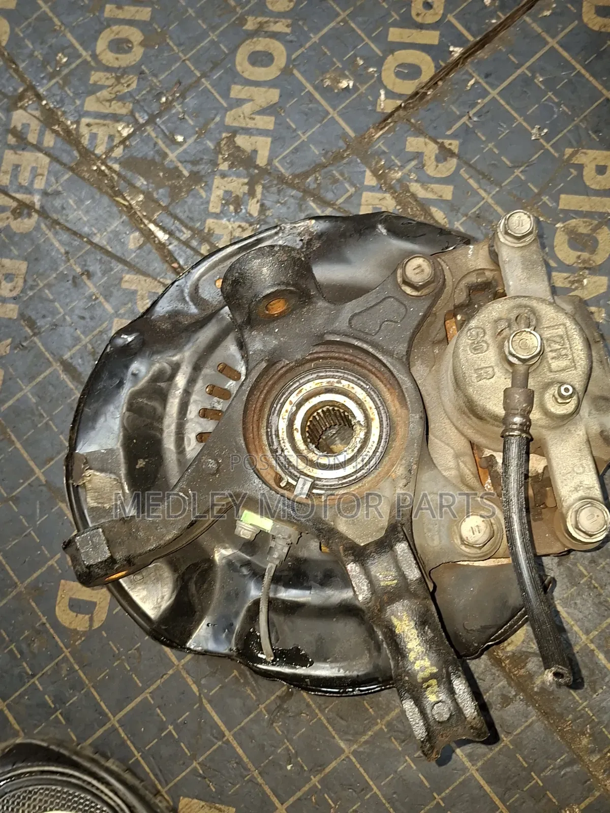 Toyota Premio 260/Belta/Vitz Front Wheel Hub