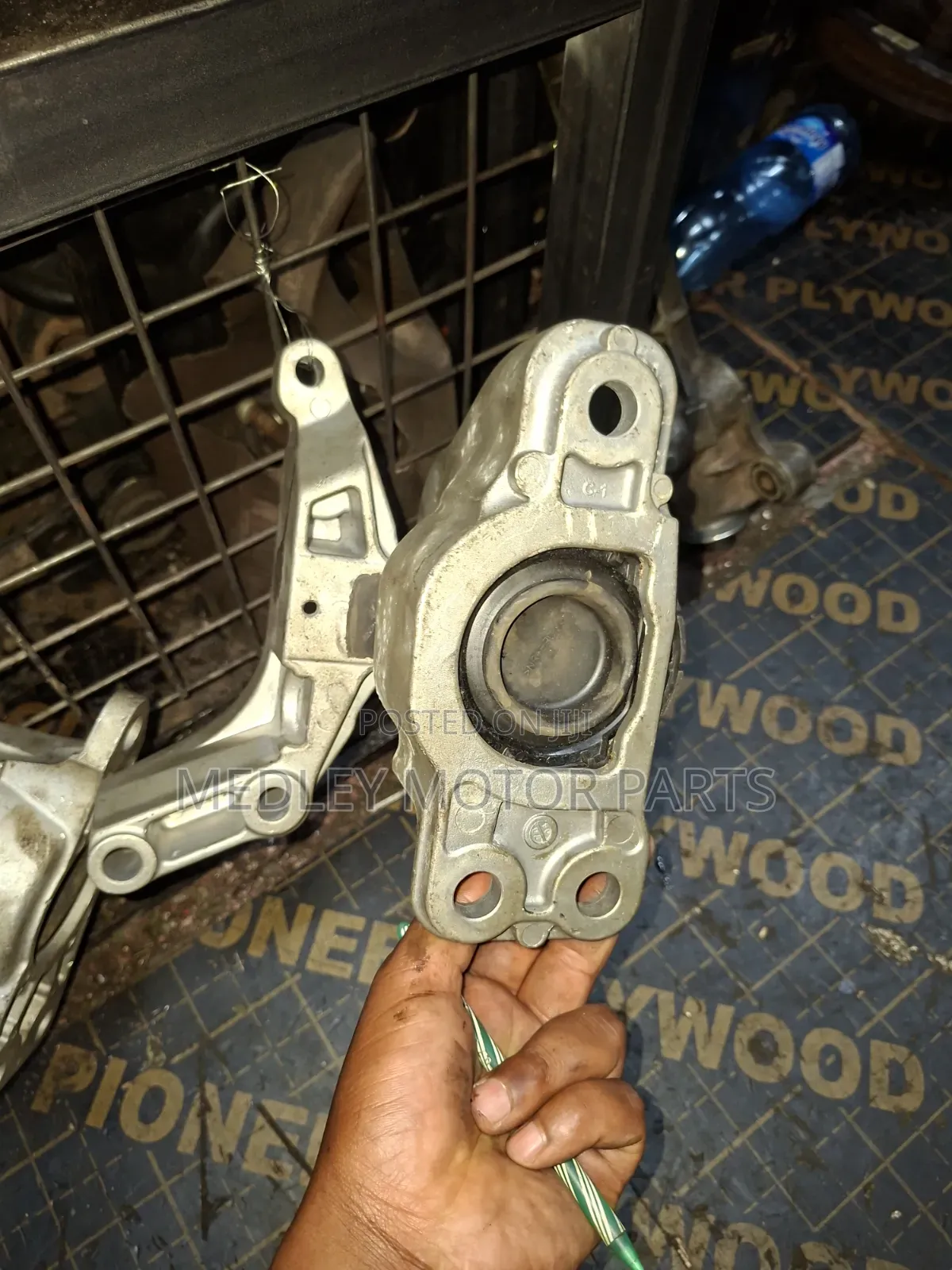 Nissan Note New E13 Engine Mount