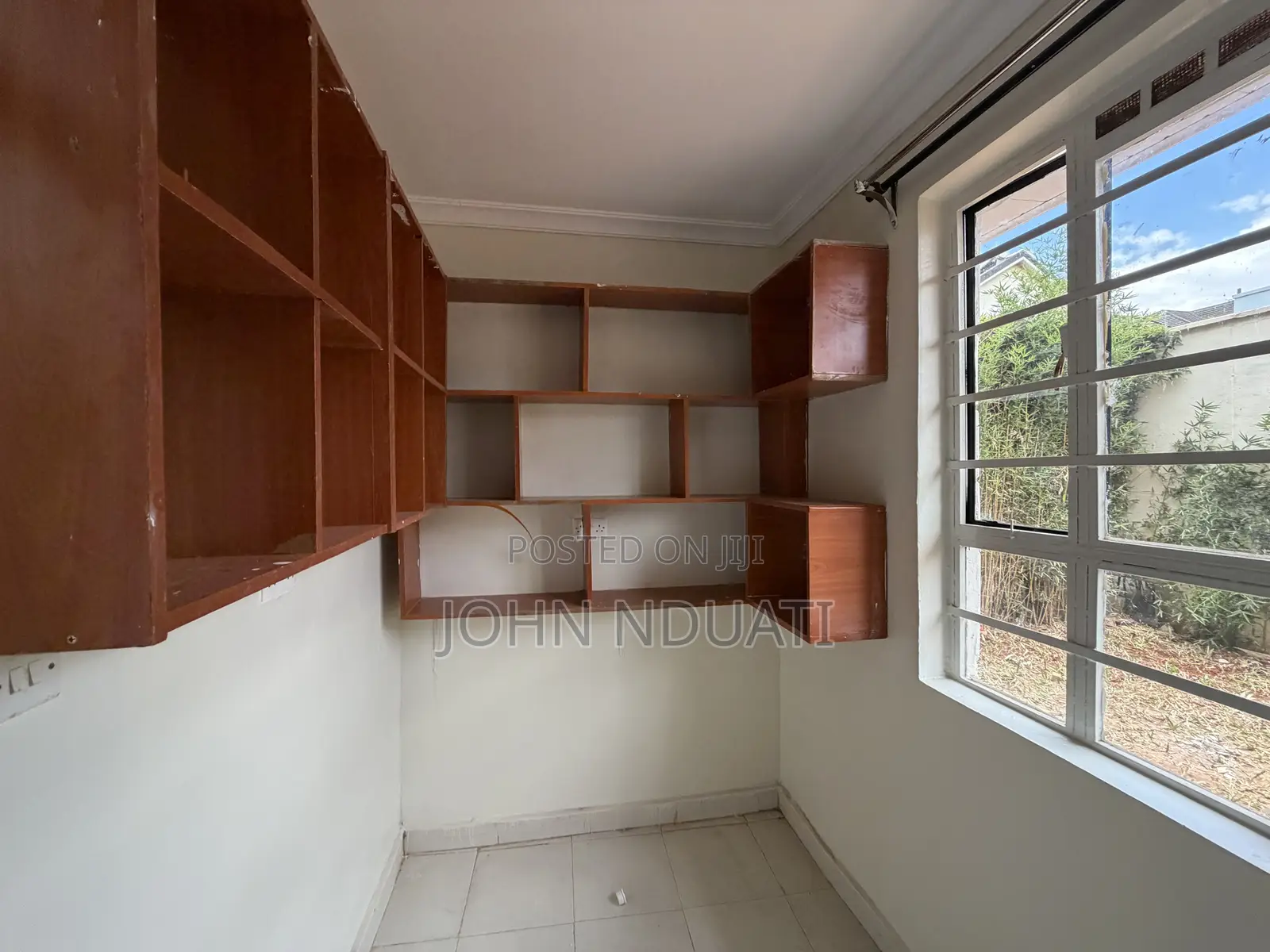 5bdrm Maisonette in Membley Estate for rent