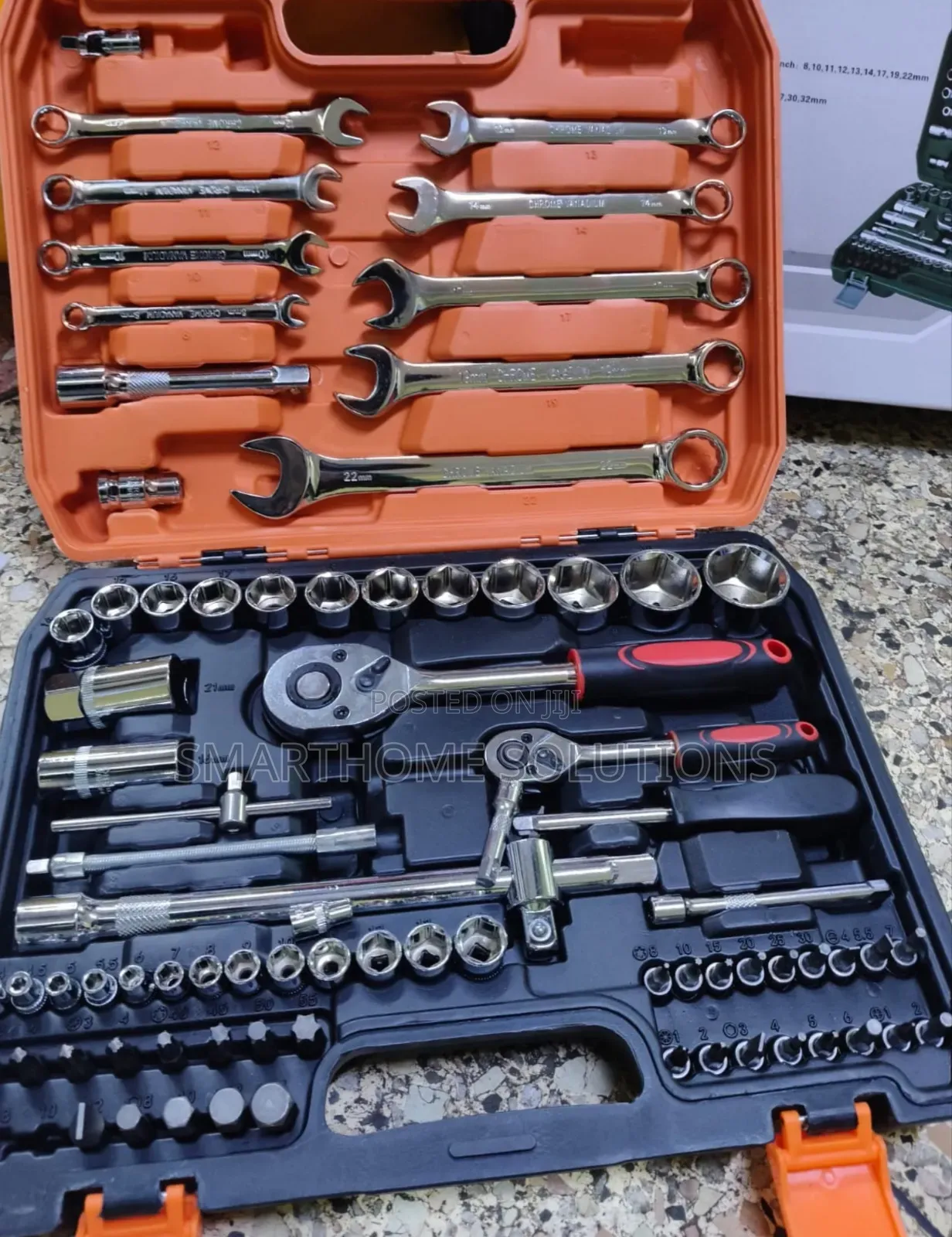 82pcs Socket Wrench Set