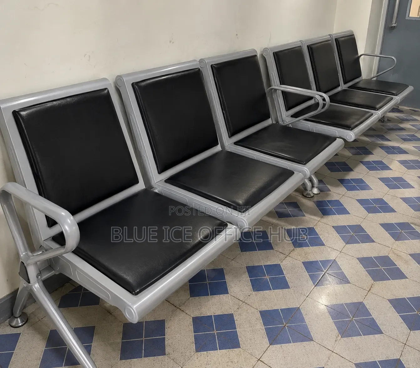 3 Seater Metallic Waiting Bench With Black Cushions – Office Seats