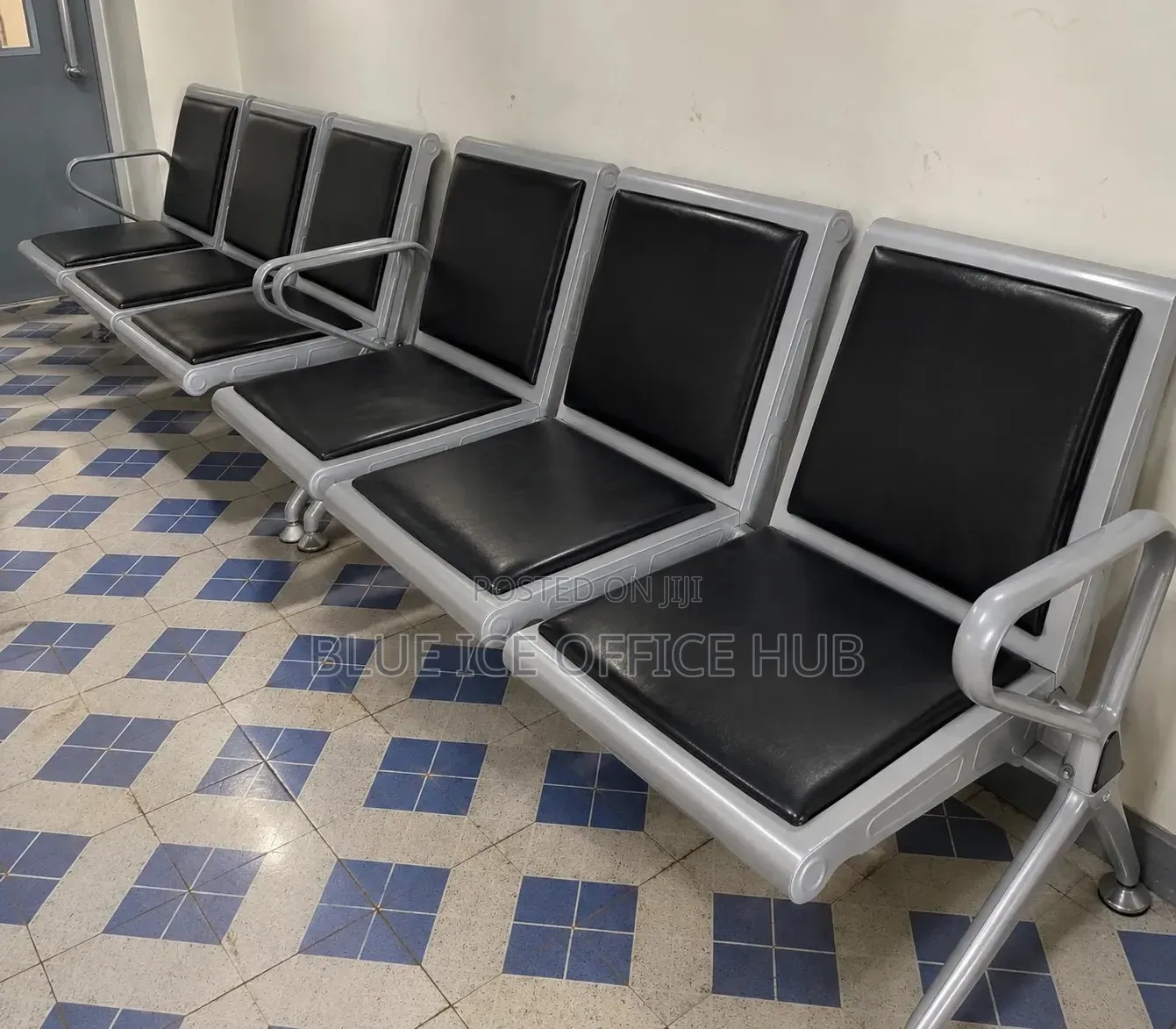 3 Seater Metallic Waiting Bench With Black Cushions – Office Seats
