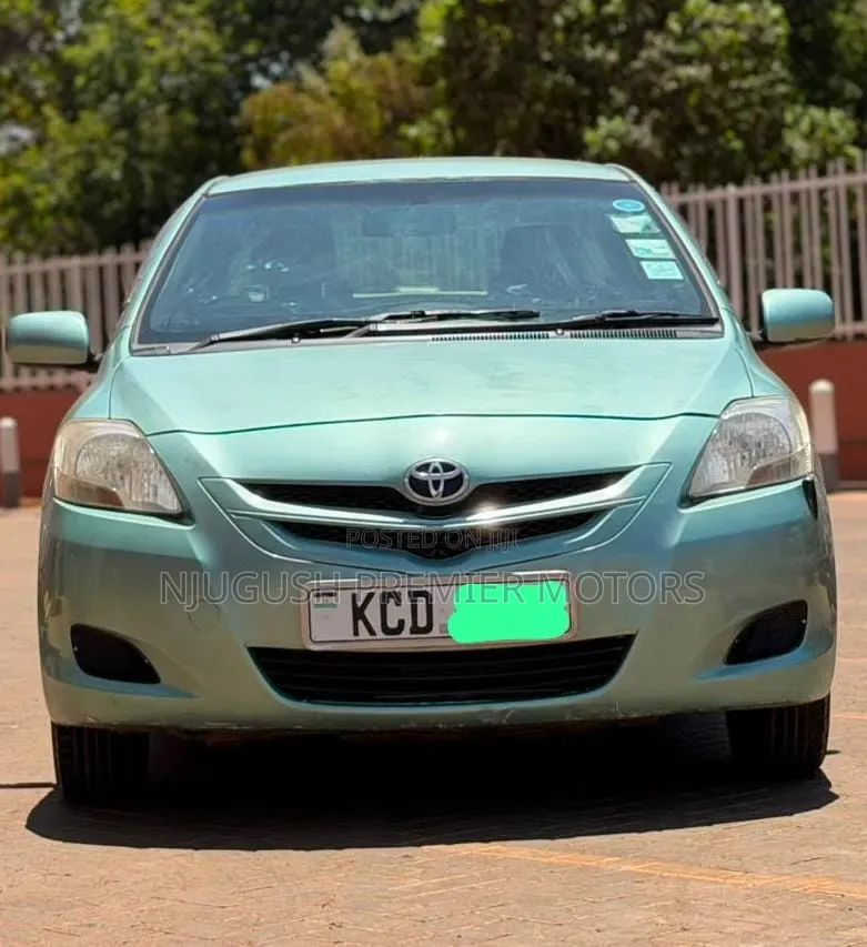 Toyota Belta 2008 Green