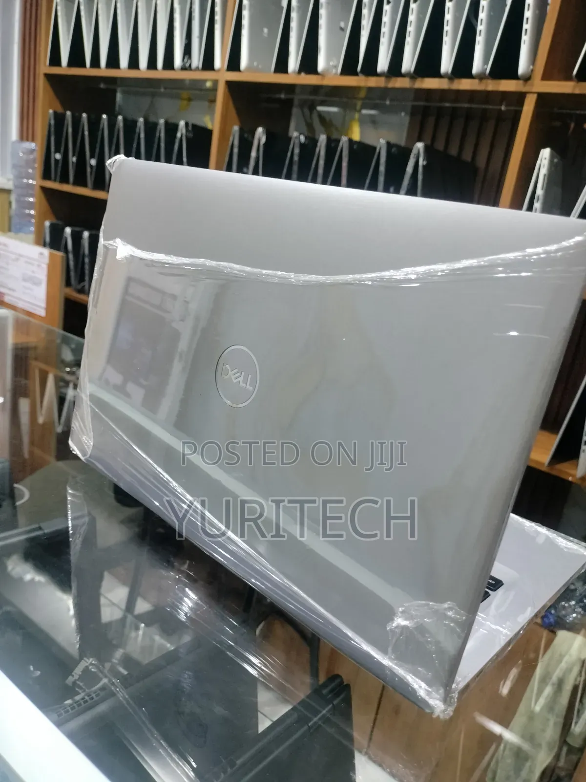 Laptop Dell Latitude 5411 8GB Intel Core i7 SSD 256GB